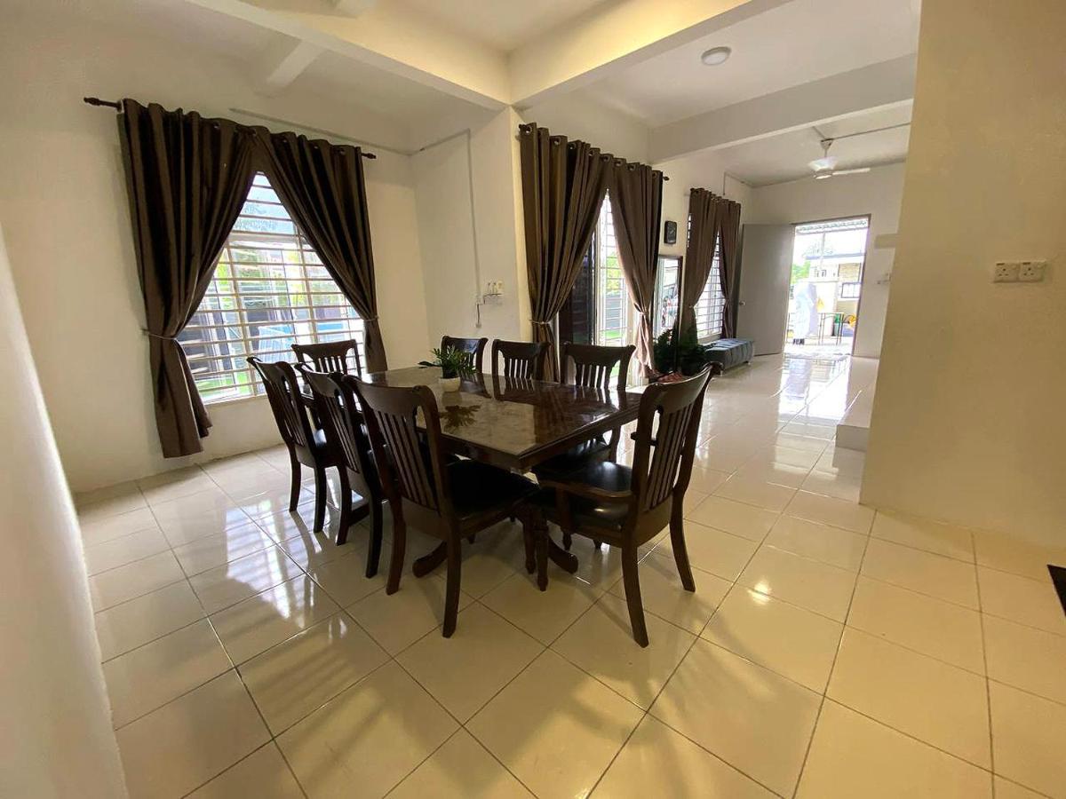 De Nadia Homestay Port Dickson Exterior photo